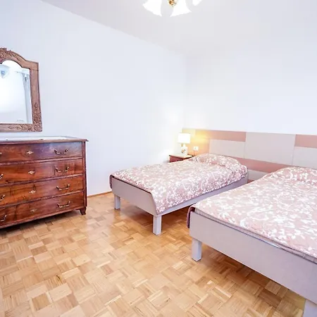 House With A Parking Space Valica, - 27201 Umago